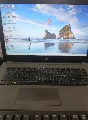 Note Book hp windows 10 . Ótimo estado . Baixou 200 reais