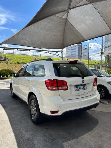 Imagem de Fiat Freemont 2.4 16V 5P Aut. 2014