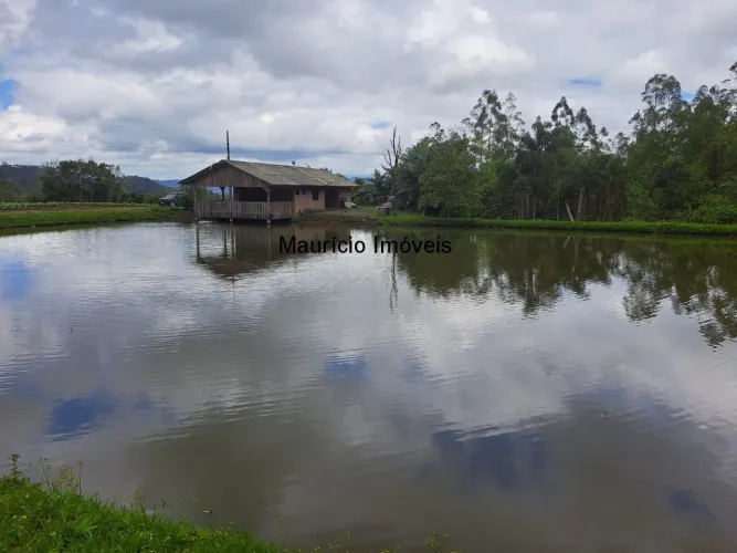 Lindo sítio com 7 hectares, Ribeirão Cachoeira, Distrito de Passo Manso, Taió, S.C. com ca