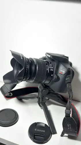 Canon T7+