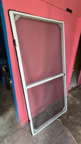 PORTA TELA MOSQUITEIRA 2,08 X 1,14