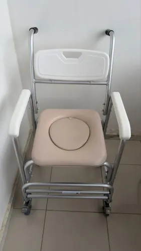 Cadeira de Banho S40 da Supermedy - 2 em 1 (Banho + Uso domiciliar)