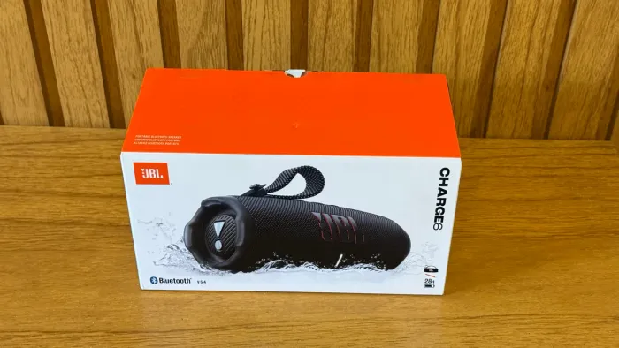 Jbl Charge 6 nova lacrada
