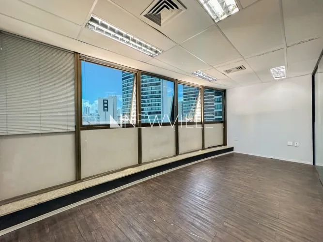 Sala comercial para alugar no Empresarial Janete Costa, em Boa Viagem 60m², 2 vagas de ga