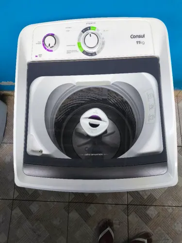 Aqui na de lavar roupas, Consul 11 kg, cesto em aço inox