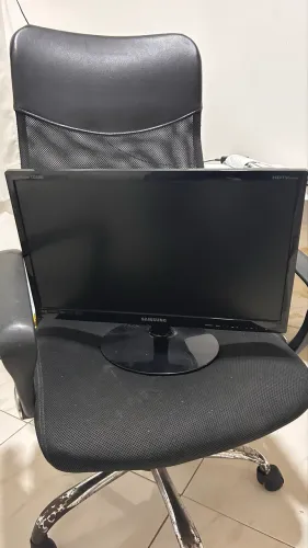 Monitor TV Samsung T22A300 22'' - Vendo no Estado (Não Liga / Para Peças)