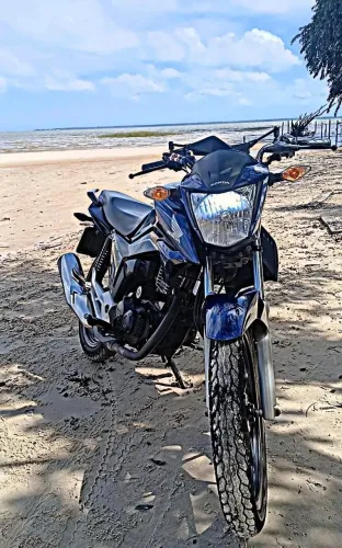 Titan 160