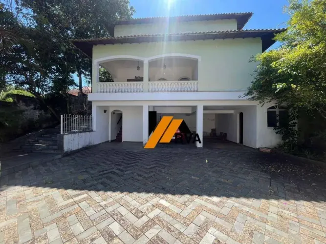 Sobrado com 3 dormitórios para alugar, 270 m² por R$ 7.120,00/mês - Chácara Bela Vista - M