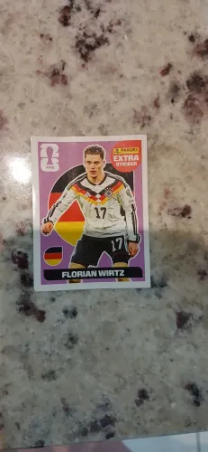 Figurinha Florian Wirtz Lilás