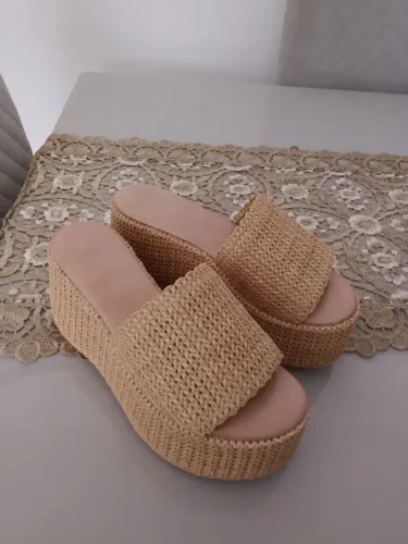 Sandália N: 35