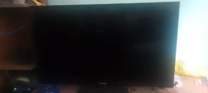 TV 32 polegadas n e smart e n tenho o controle dela 