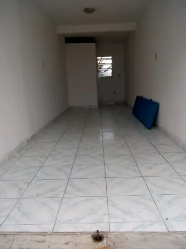 Alugo ponto comercial