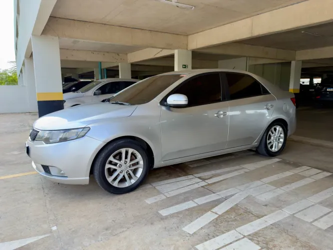 Kia Motors Cerato 1.6 16V Aut. 2011