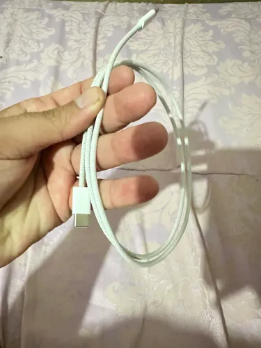 Cabo USB-C iPhone 15 em diante