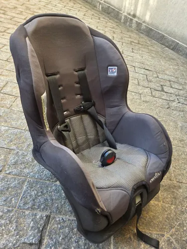 Cadeirinha veicular Evenflo (americana)