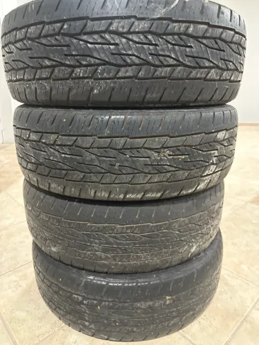 Pneu 215/60/17