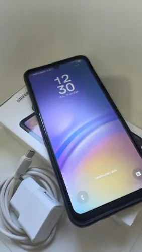 Samsung Galaxy A05 4Gb Ram 128Gb rom super novo com caixa.
