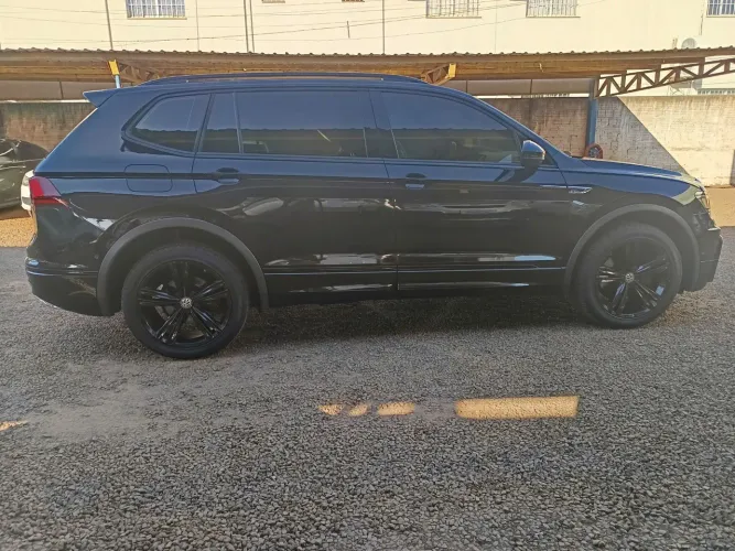 Volkswagen Tiguan Allspac R-line 350 TSI 2.0 4X4 2021