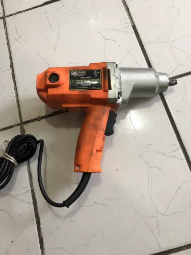 Chave de impacto elétrica 127V.