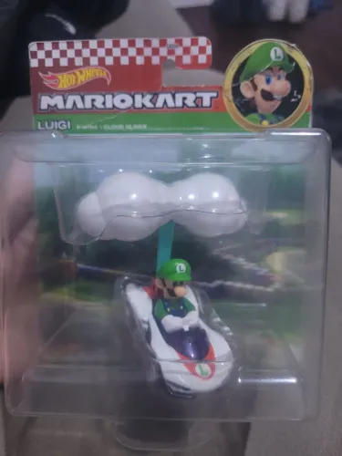Luigi carrinho hotwheels
