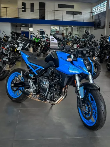 Suzuki GSX-8S 800 cc
