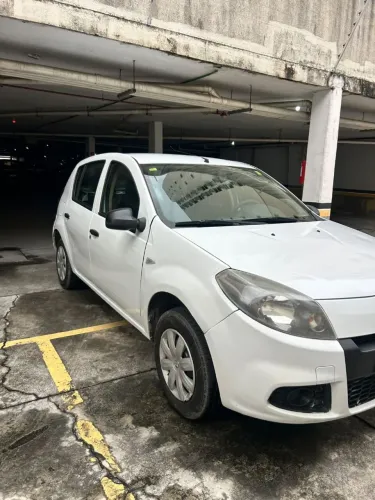 Renault Sandero Authentique Hi-flex 1.0 16V 5P 2014