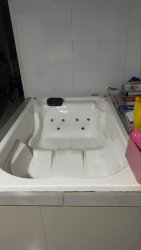 Banheira de hidromassagem
