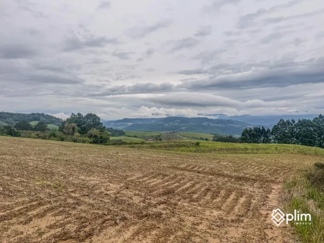 Fazenda de 33 ha em Alfredo Wagner SC | Natureza, produção e turismo rural