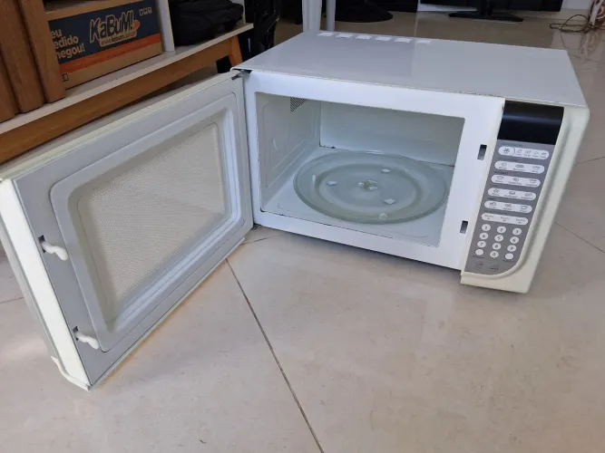 Micro-ondas 31L