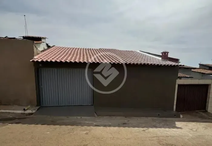 CASA A VENDA EM TRINDADE codigo: 268341