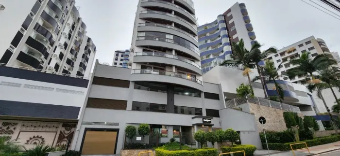 cobertura com 3 dormitórios em Itacorubi