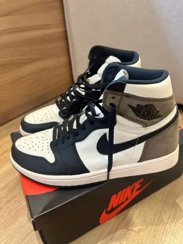 AIR JORDAN 1 HIGH MOCHA