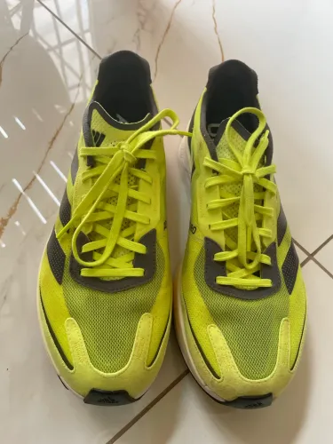 Tênis Adizero Boston 11