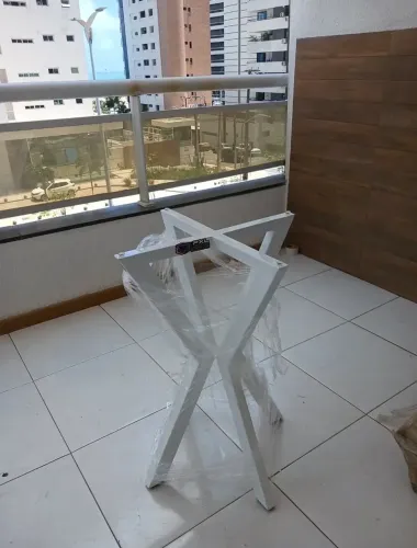base de mesa simples e elegante