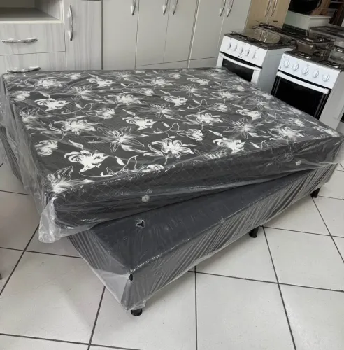 Cama base e colchão separado novo