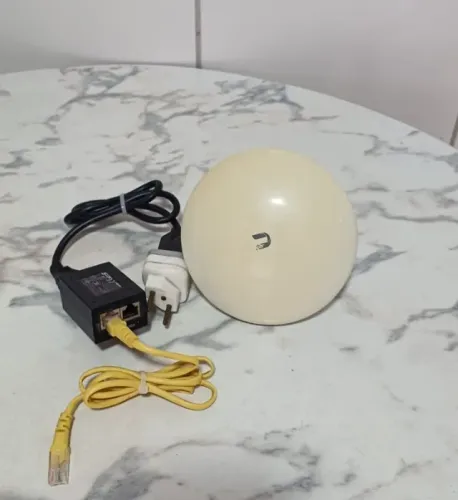 Antena Radio Nanobeam M5 5ghz 16 Dbi Nbe-m5-16  funcionando perfeitamente