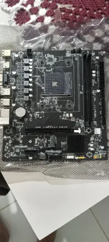 Placa mãe soyo b450 Avengers