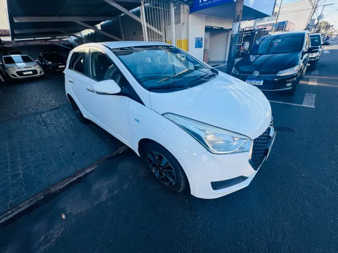 Hyundai HB20 C./c.plus/c.style 1.6 Flex 16V Mec. 2017