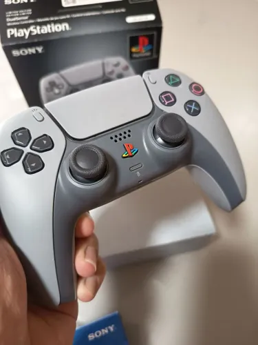 Controle dualsense PS5 30 anos 