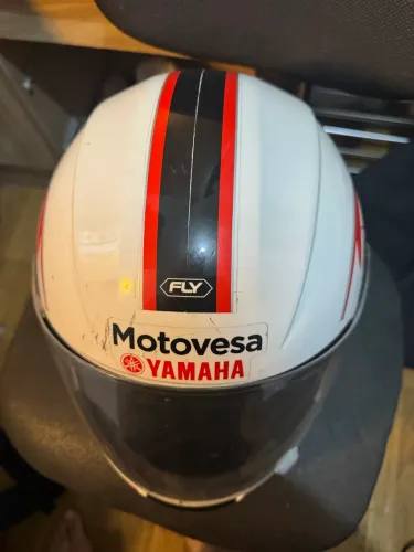 Capacete moto Fly tamanho 60