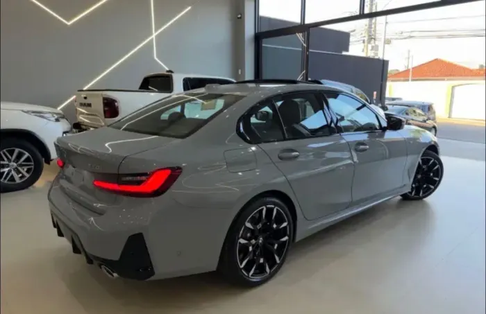 BMW 320I A 2.0 TB M Sport Activeflex 16V 4P 2026