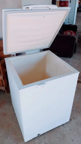Freezer Eletrolux 220vts