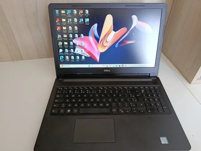 Notebook Dell I3 rápido