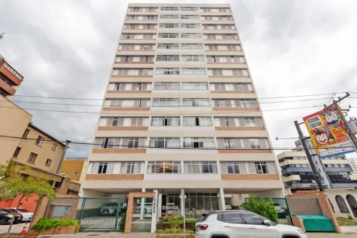 Apartamento com 3 quartos para alugar por R$ 3200.00, 126.42 m2 - CENTRO - CURITIBA/PR