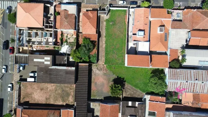 Terreno à Venda - Centro