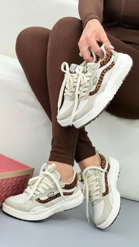Tênis feminino