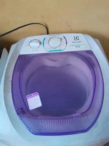 Vendo maquina de lavar roupa !