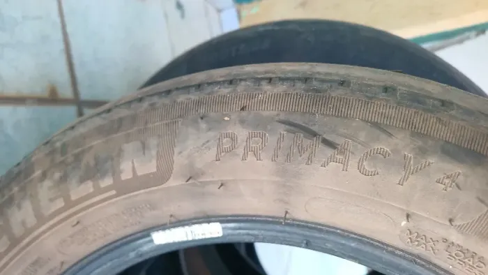 pneus Michelin Primacy 4 185/60 R15