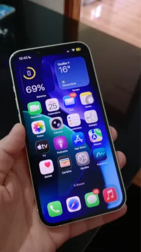 iPhone 13