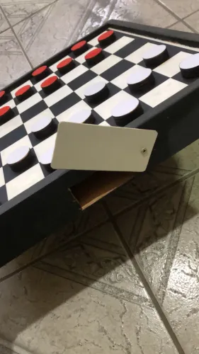 Jogo tabuleiro damas 